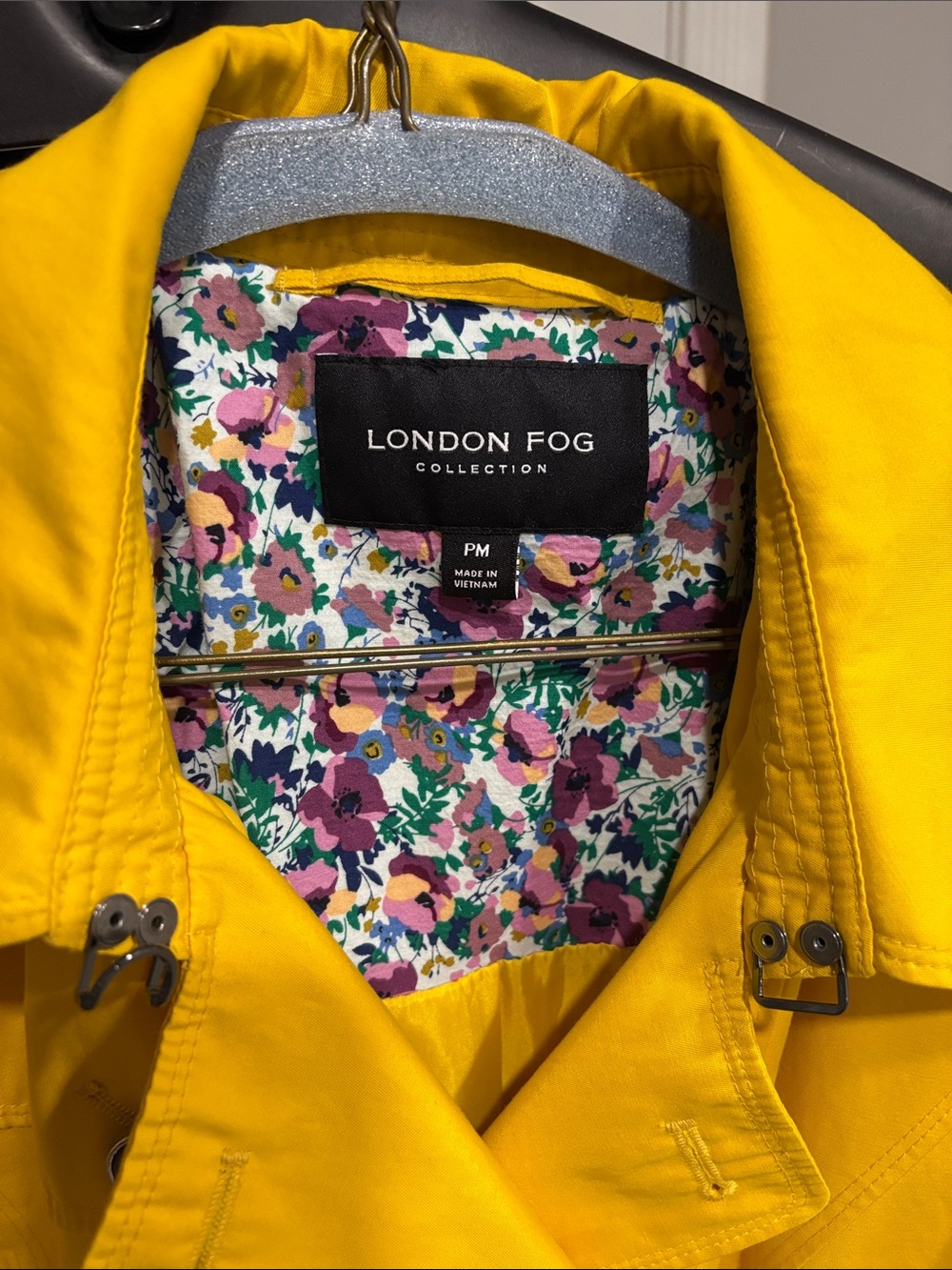 London Fog Bright Yellow Double-Breasted Trench Coat with Belt - Picture 4 of 4